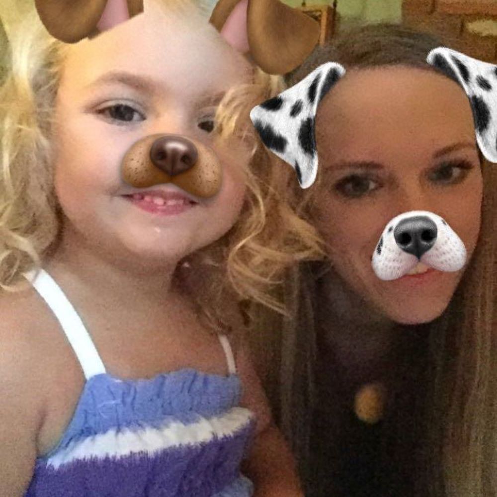 Meet your Posher, Caroline